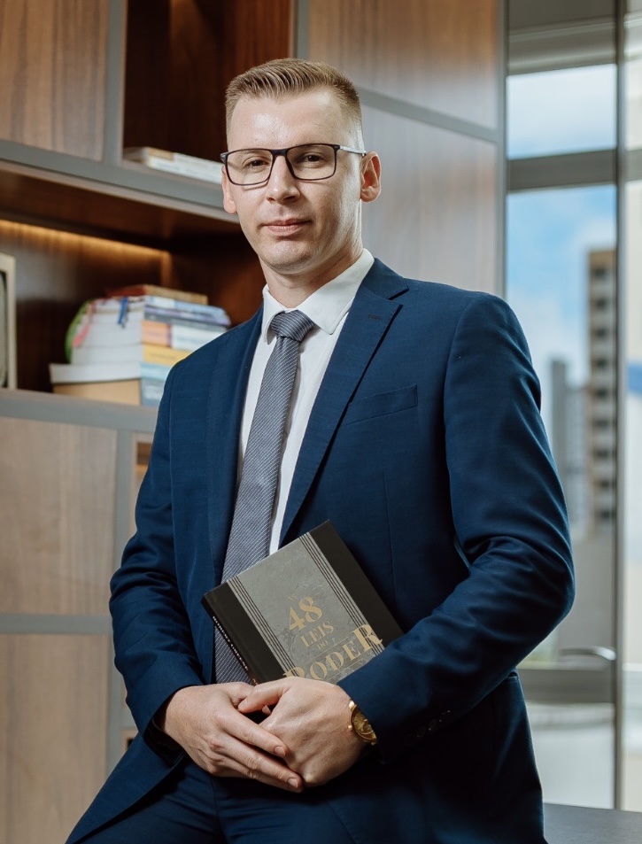 Arnibo Braatz Júnior